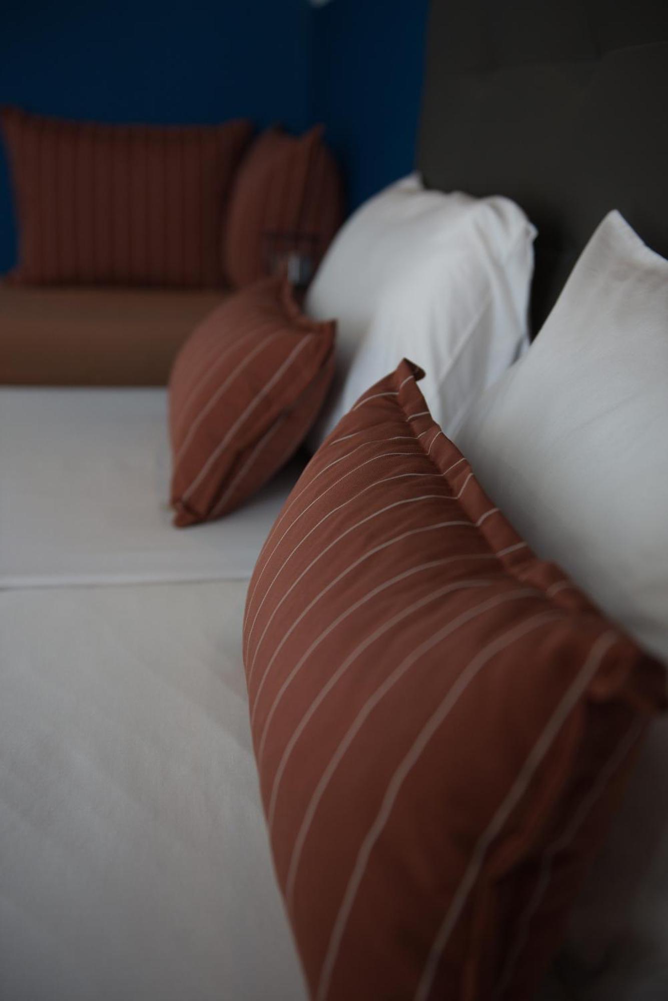 Aegean Blue Apartments & Suites レプトカリヤ エクステリア 写真